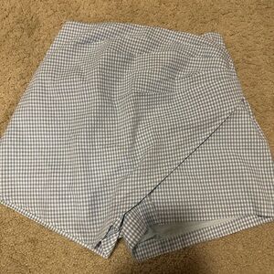 Brandy Melville Blue and White Gingham Skort